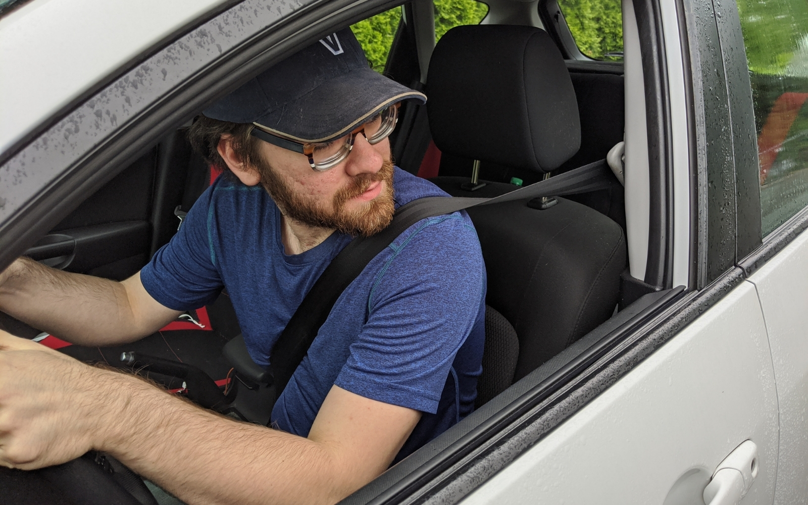 Angles morts en voiture : l’erreur la plus dangereuse que font les conducteurs